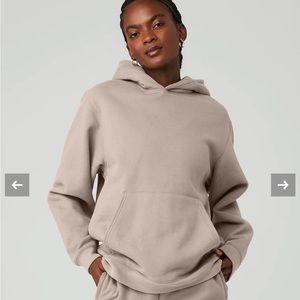 NWT alo Renown Hoodie Size M